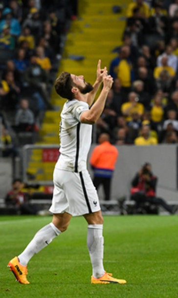 Ronaldo shines for Portugal, while Lloris dims French hopes